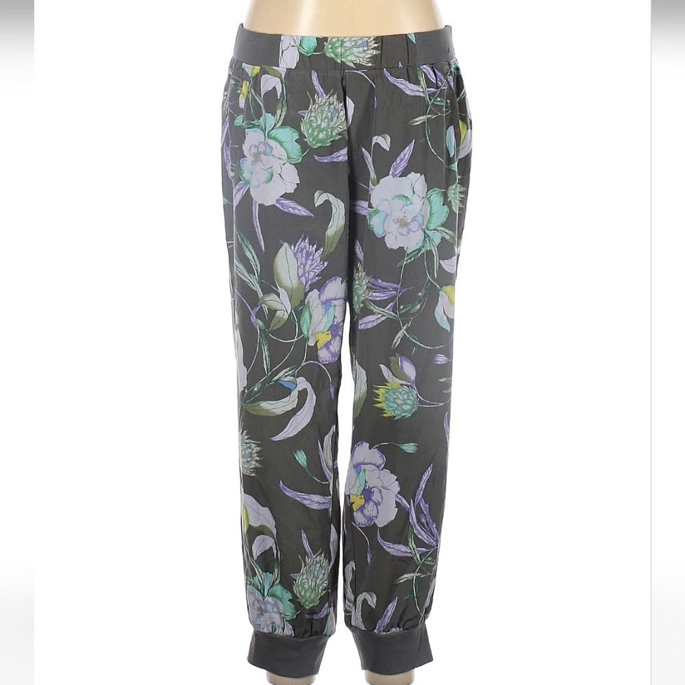 Soho New York & Co grey floral lounge pants medium